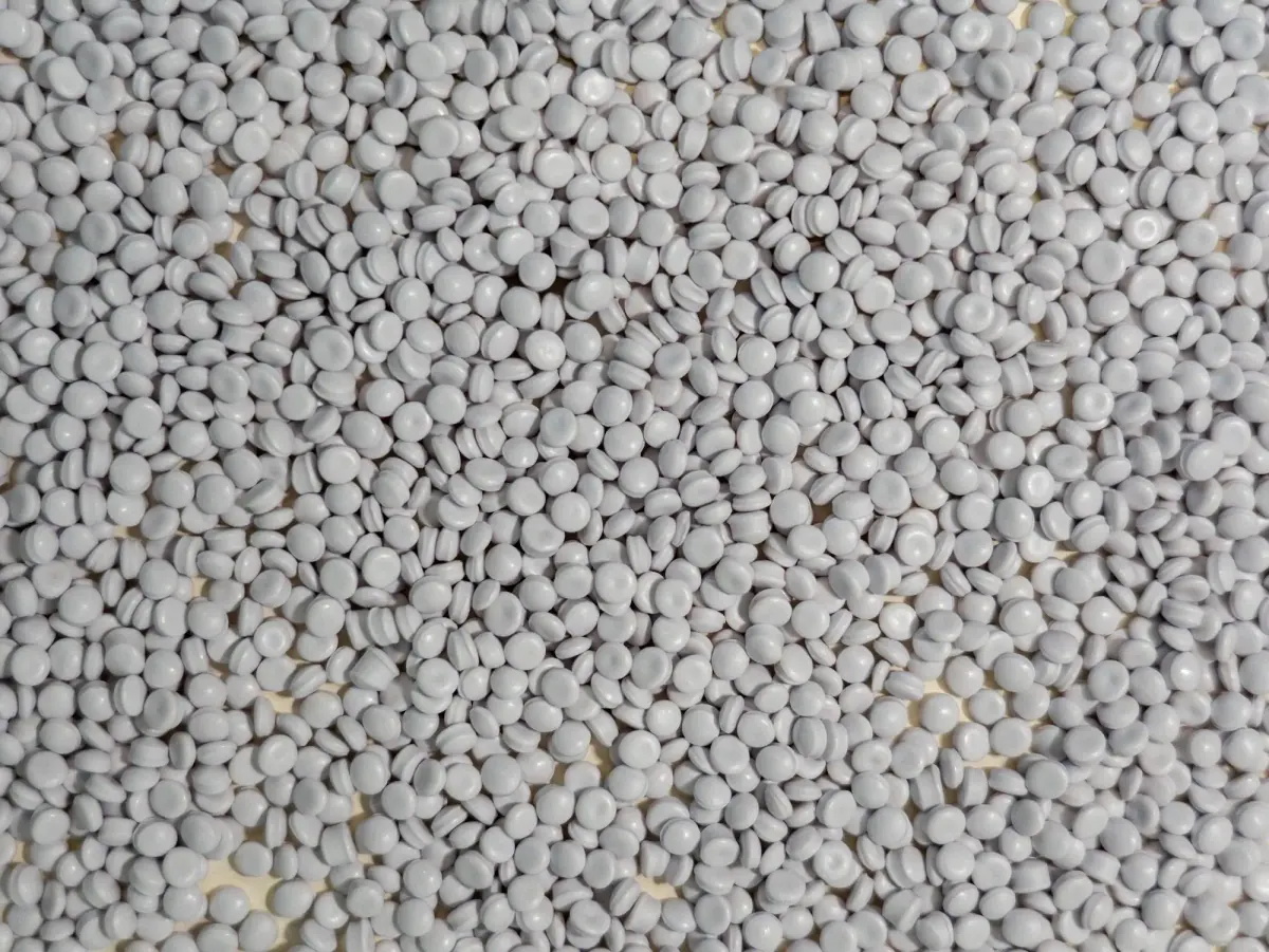 PE/PP compound filled with mineral fillers — Green Plast